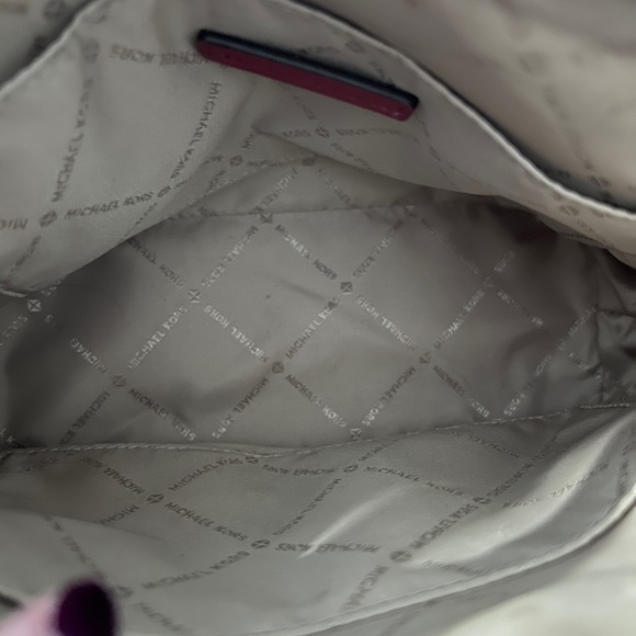 Michael Kors Crossbody - Picture 4 of 4